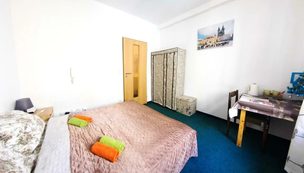 Apartments House Seifertova Gasthof Prag